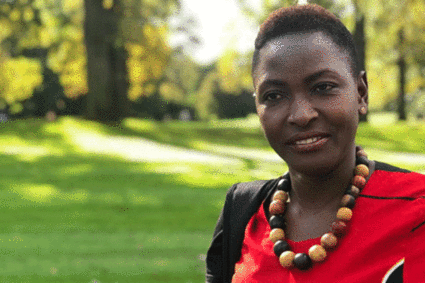 Regards Croisés avec Léonida Odongo Éducatrice communautaire et militante pour la justice alimentaire, sur l’AgroEcologie  à un  visage féminin .