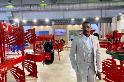 Salon Agricole de Turquie 2924: Ahmadou Sow le  jeune Sénégalais de la Diaspora installé en Turquie au service du  Développement Agricole du Sénégal et du Continent .