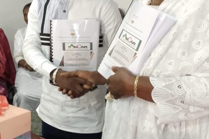 ANCAR Agence Nationale du Conseil Agricole et Rurale Une passation de services entre Mariama Dramé DG Sortant et Elhadji Faye DG Entrant  sous le signe  de transition, de passage de témoin, et d’engagement renouvelé au seul bénéfice d’un conseil de qualité pour une agriculture compétitive, diversifiée et durable.