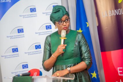 La Banque Agricole(LBA) et la Banque Européenne d’Investissement(BEI) signent un accord de 30 Millions d’Euros  » cette ligne de financement contribue  à la   durabilité de l’agriculture affirme Mme Madame Fatma Fall DIEYE  Directrice Générale de La Banque Agricole (LBA)