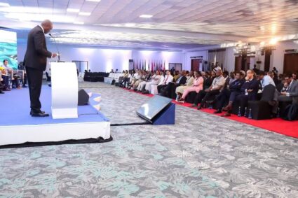 Clôture de la 11e Conférence internationale « Our Ocean » à  Mombasa (Kenya)  : quatorze pays adoptent la Déclaration de Mombasa pour renforcer la transparence des pêches.